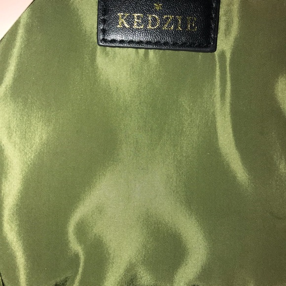 KEDZIE Crosstown
Zipper Bags. 2 for the price of 1 - Picture 13 of 13